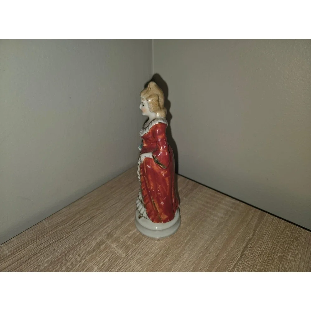 Vintage Occupied Japan Porcelain Colonial Lady Figurine‎ Red Dress Gold Trim